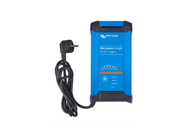 Victron acculader Blue Smart IP 22 15A Lithium ( 1 )